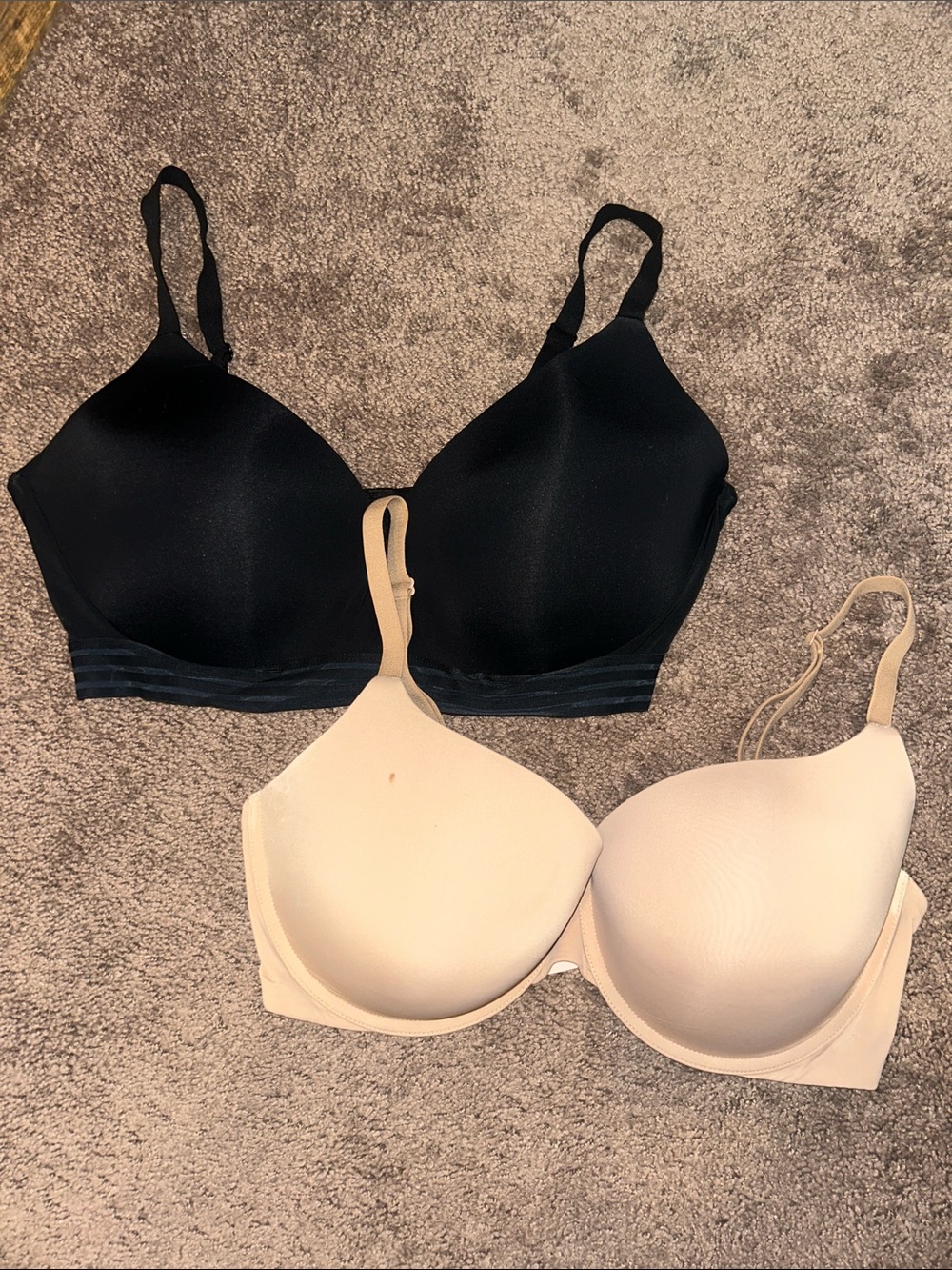 38DD Victoria Secret & Auden push up bra bundle!!